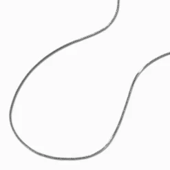 Claire's Colliers-Collier mini chaîne serpent en acier inoxydable couleur argentée