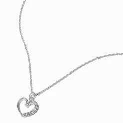 Claire's Colliers-Collier à pendentif cœur moitié strass couleur argentée