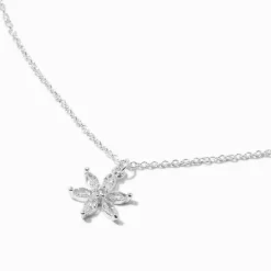 Claire's Clous D'oreilles|Colliers-Collier à pendentif fleur en zircon cubique couleur argentée