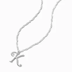 Claire's Colliers-Collier à pendentif à initiale de grande taille couleur argentée - K