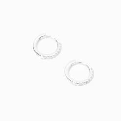 Claire's Anneaux|Clous D'oreilles-Créoles à charnière 8 mm en zircon cubique d’imitation couleur argentée C LUXE by Claire’s