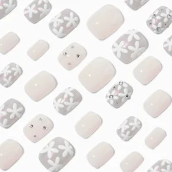 Claire's Ongles-Daisy Bling Squoval Vegan Faux Nail Set - 24 Pack