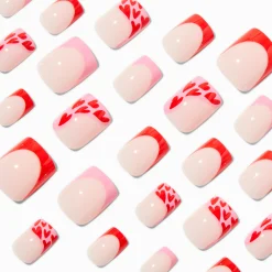 Claire's Ongles-Faux ongles vegan carrés French manucure cœur rouges - Lot de 24