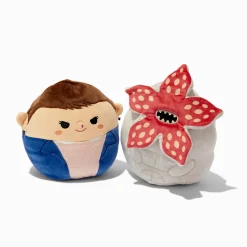 Claire's Squishmallows™-Peluche 20 cm Stranger Things™ Squishmallows™ - Les modèles peuvent varier
