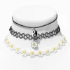 Claire's Colliers-Ras-de-cou marguerite et yin et yang noir - Lot de 3
