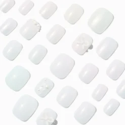 Claire's Ongles-White Iridescent Pearl Squoval Vegan Faux Nail Set - 24 Pack